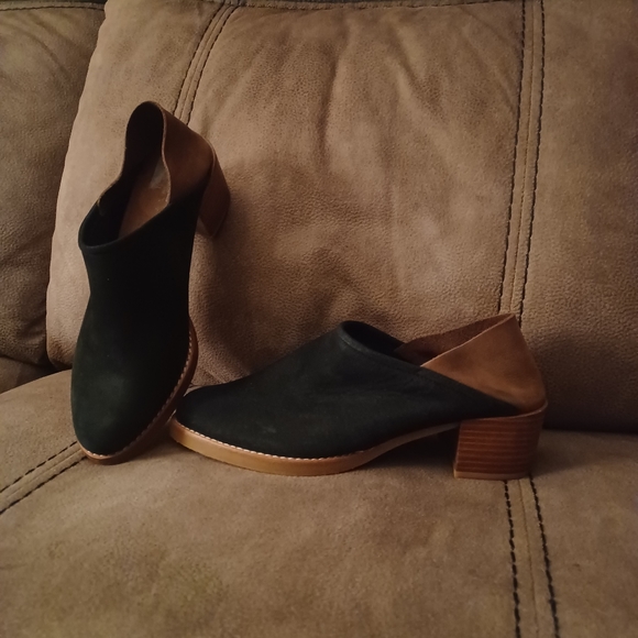 Dress shoes made by ALL BLACK - Picture 4 of 6